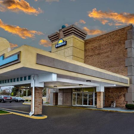 Days Inn By Wyndham Livonia Canton Detroit Luaran gambar