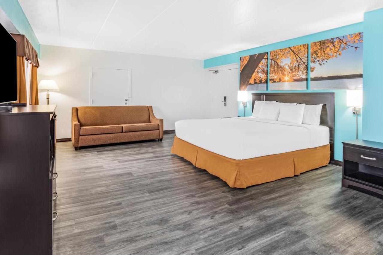 Days Inn By Wyndham Livonia Canton Detroit Bilik gambar