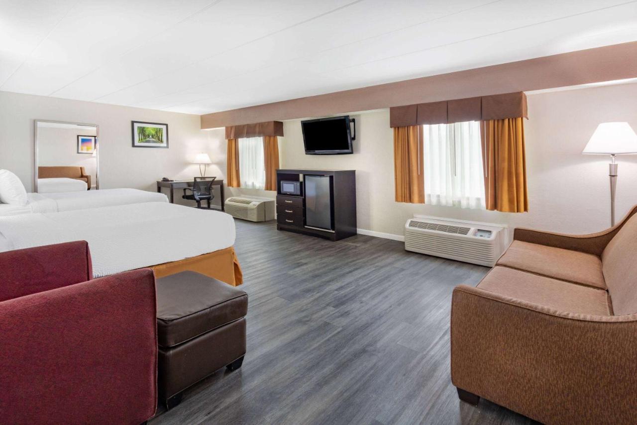 Days Inn By Wyndham Livonia Canton Detroit Luaran gambar