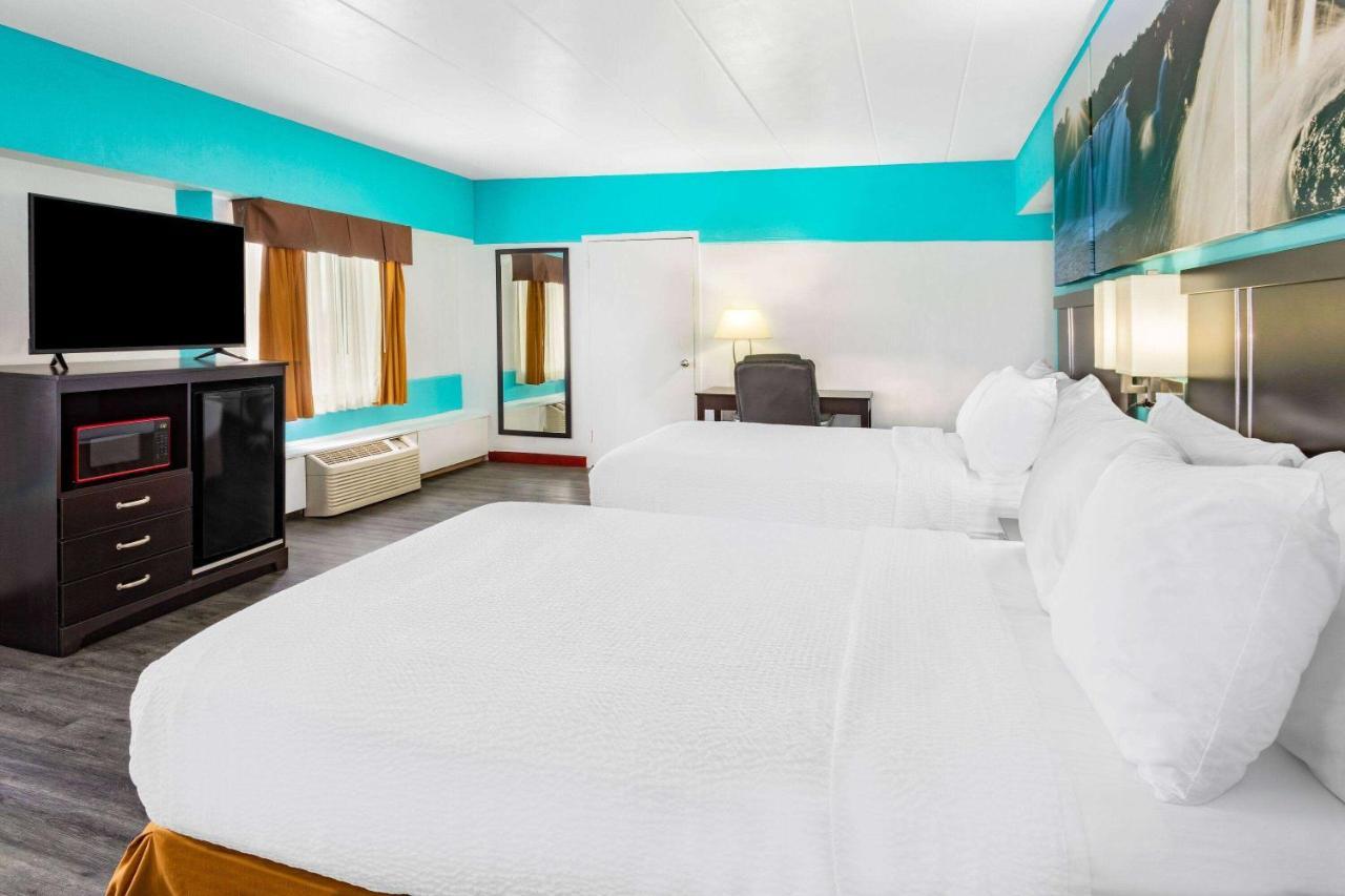 Days Inn By Wyndham Livonia Canton Detroit Luaran gambar