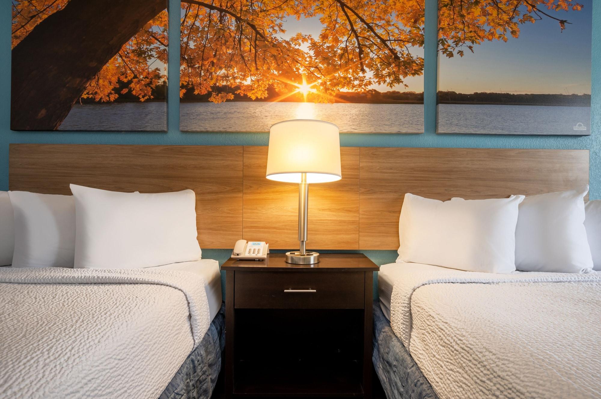 Days Inn By Wyndham Livonia Canton Detroit Luaran gambar